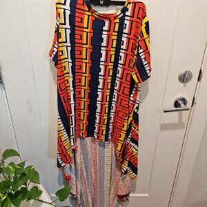 NEW BLUE, RED YELLOW AND WHITE TUNIC TOP PRINT (SIZE 3X)